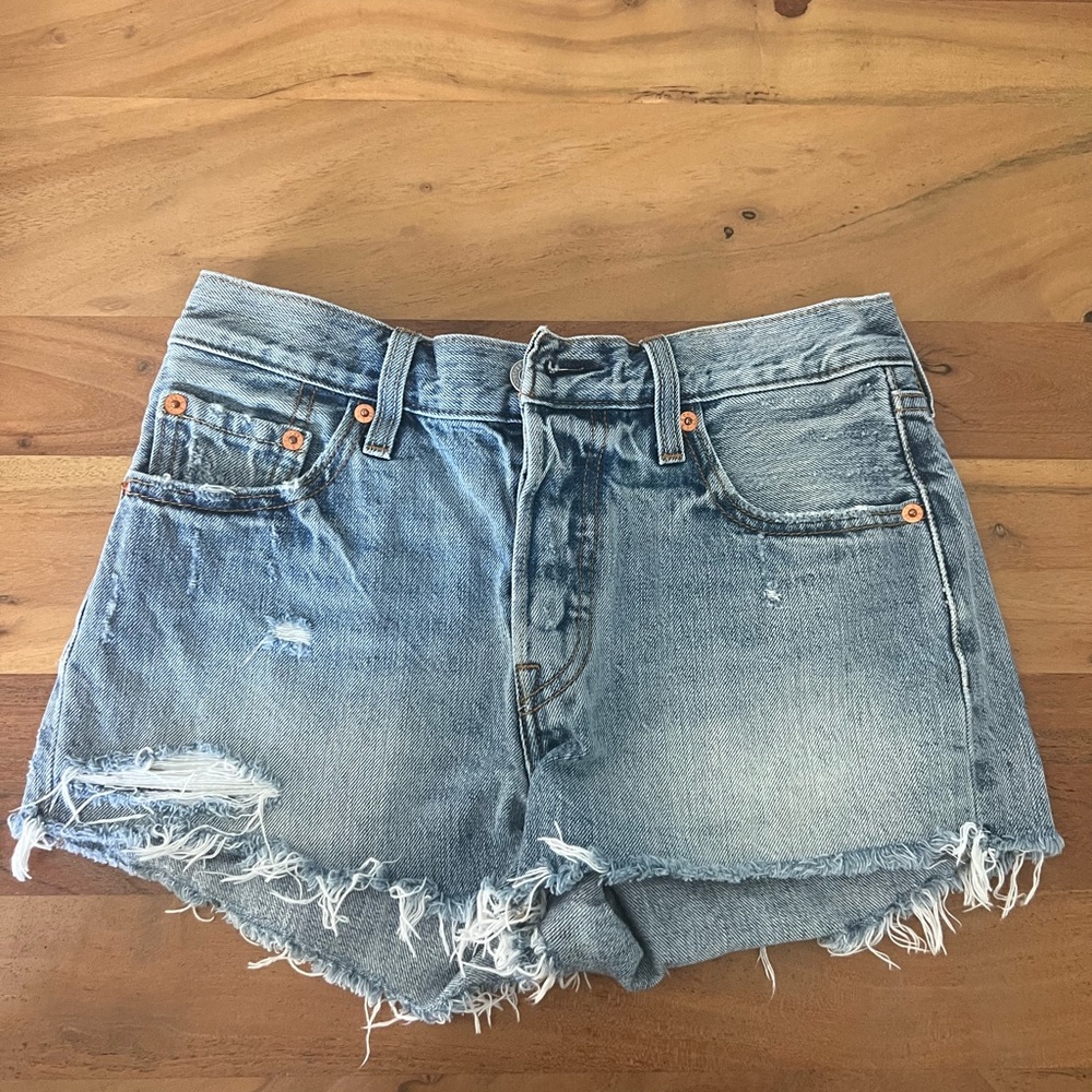 Levi's® Premium 501® HIGH RISE WOMEN'S SHORTS 25